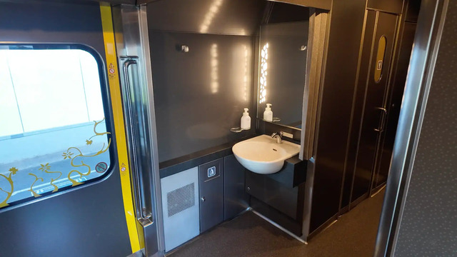 観光列車はなあかりオープンスペースの洗面所