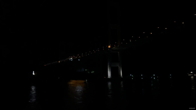 展望デッキから見えた来島海峡大橋