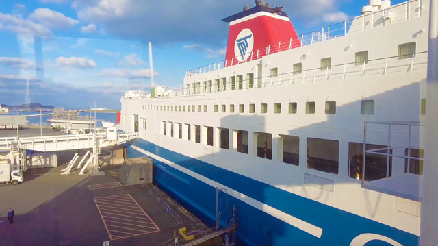 新門司港に停泊している名門大洋フェリーきたきゅうしゅう2