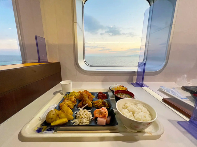 フェリーきたきゅうしゅうⅡの展望レストラン