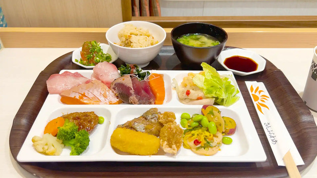 さんふらわあ くれない 船内レストランの夕食料理