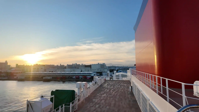 さんふらわあ くれないの8階展望デッキ