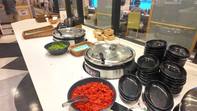 さんふらわあ くれないのレストランのカレーコーナー