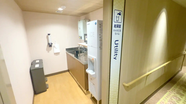 さんふらわあ くれないの給湯室