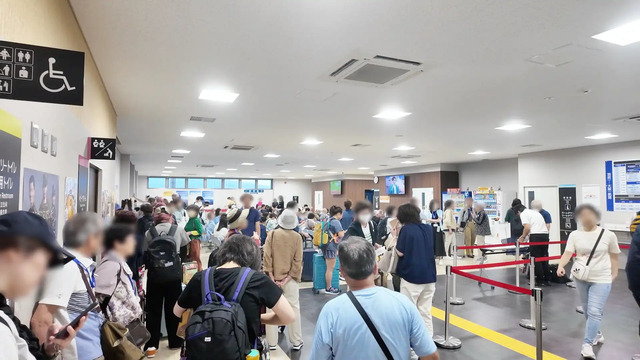 別府港さんふらわあターミナル内