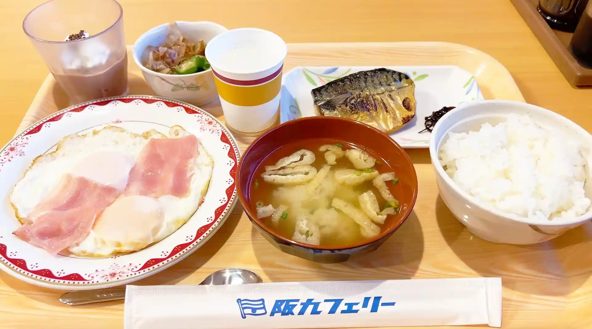 Plate of breakfast offerings at the Hankyu Ferry SETTSU Restaurant