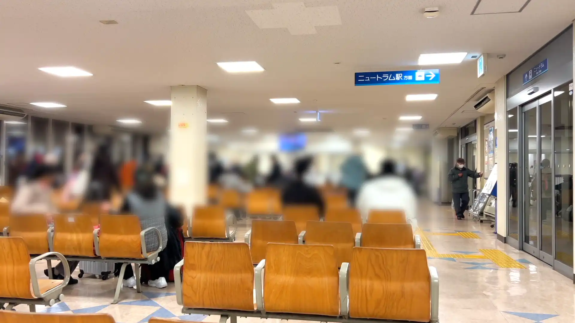 大阪南港フェリーターミナルの2階にある待機所