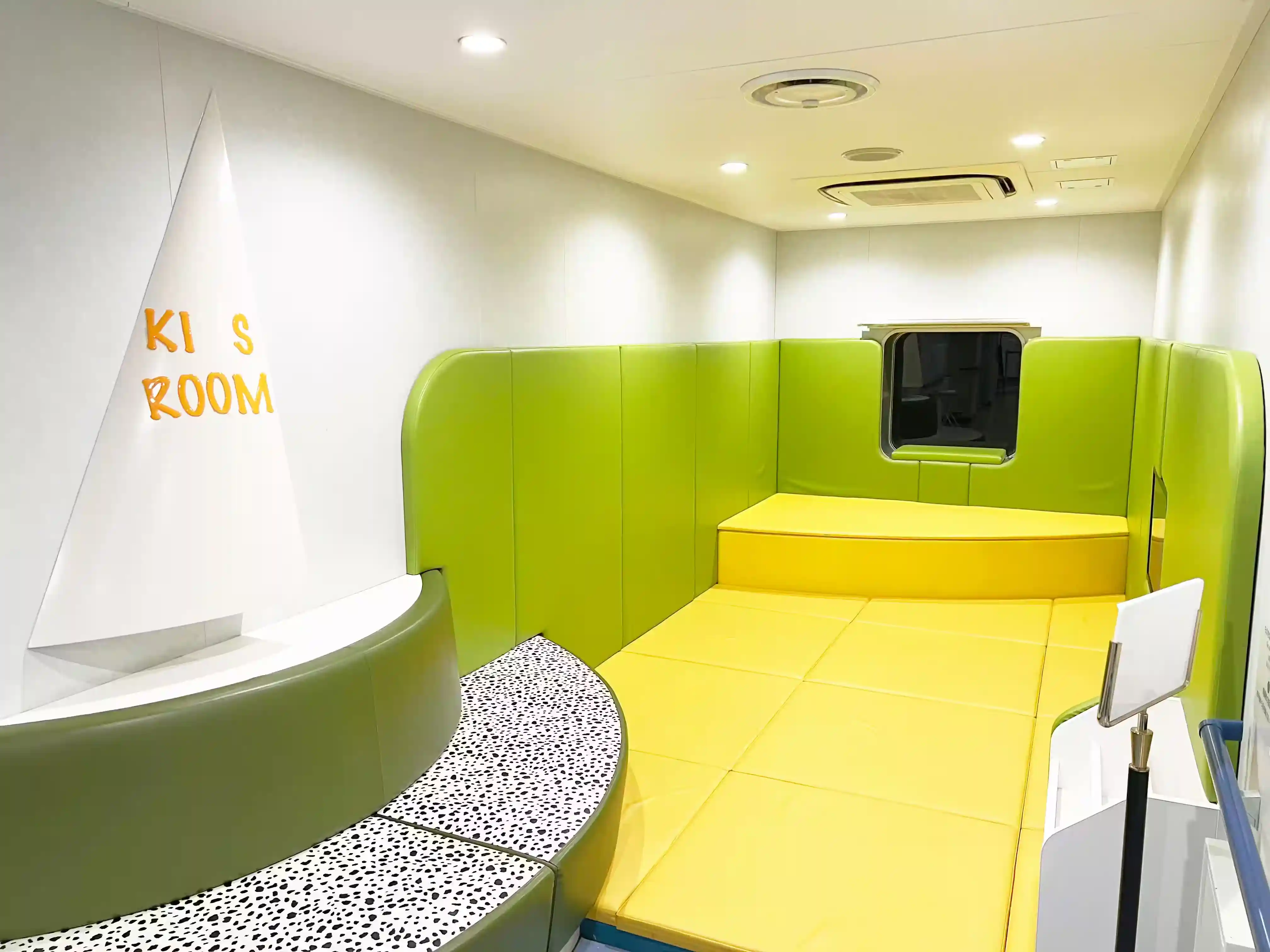 Kids room on board Meimon Taiyo Ferry Osaka 2
