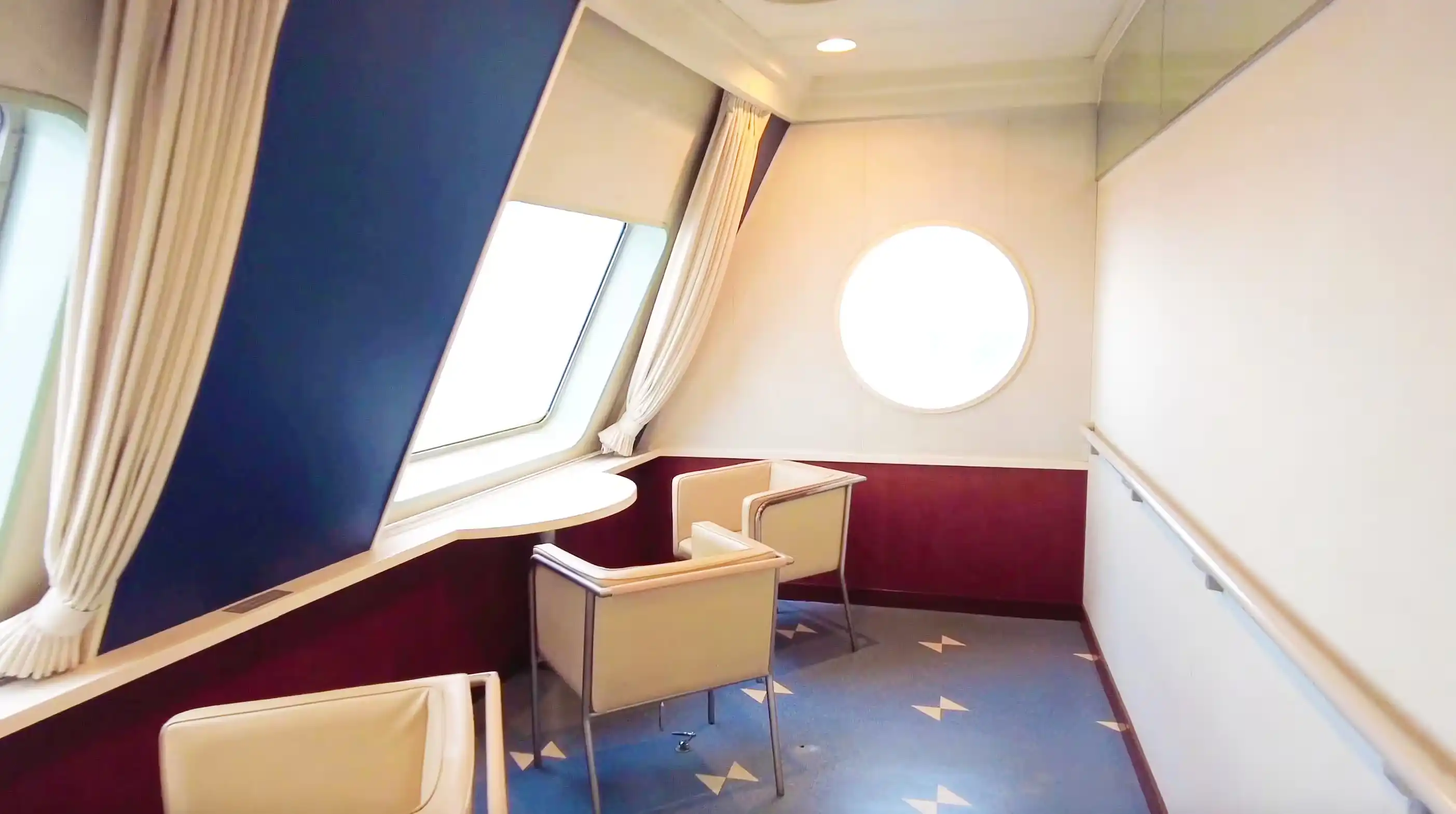 Promenade Lounge on the Princess Wakasa of the Cosmo Line