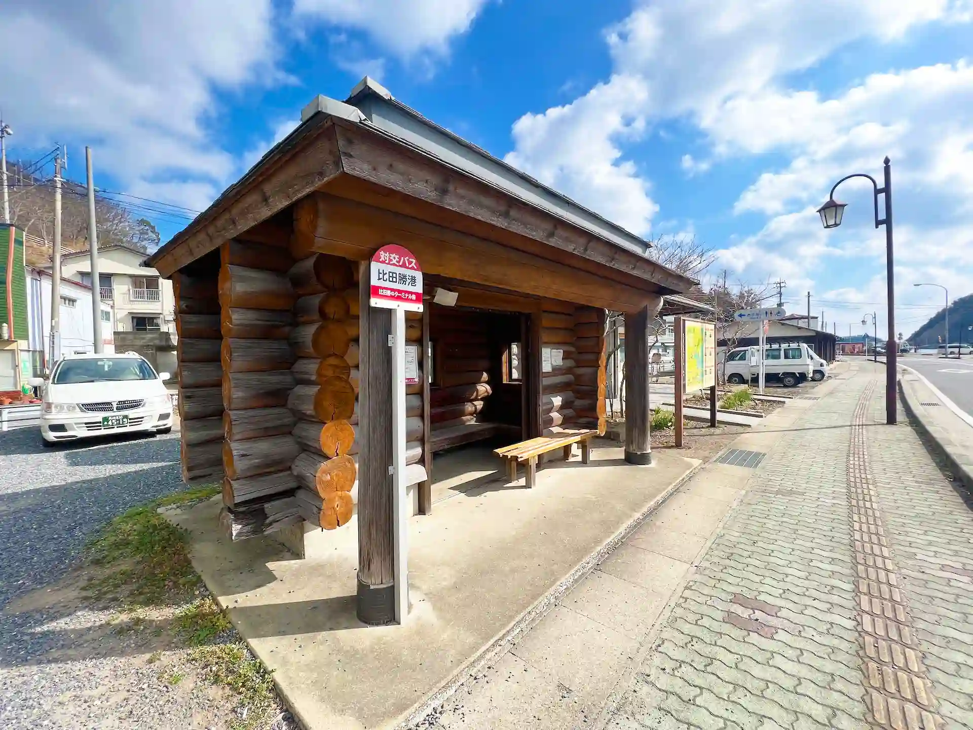 比田勝港バス停